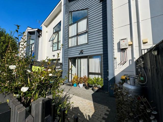 papakura, 3 bedrooms