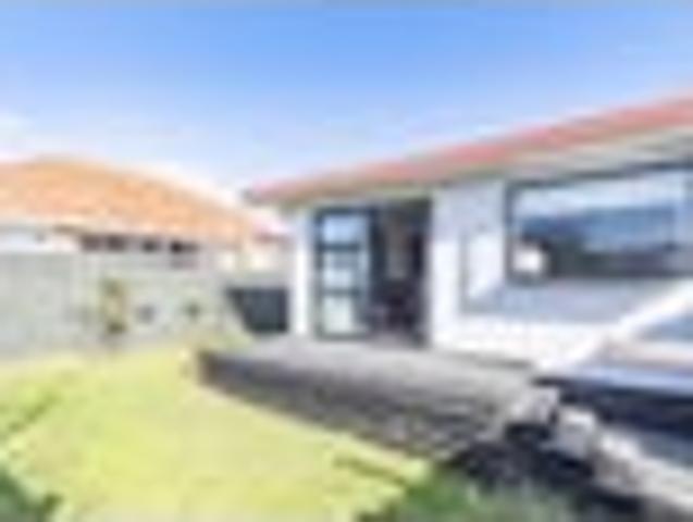 Papakura, 3 bedrooms, $640 pw
