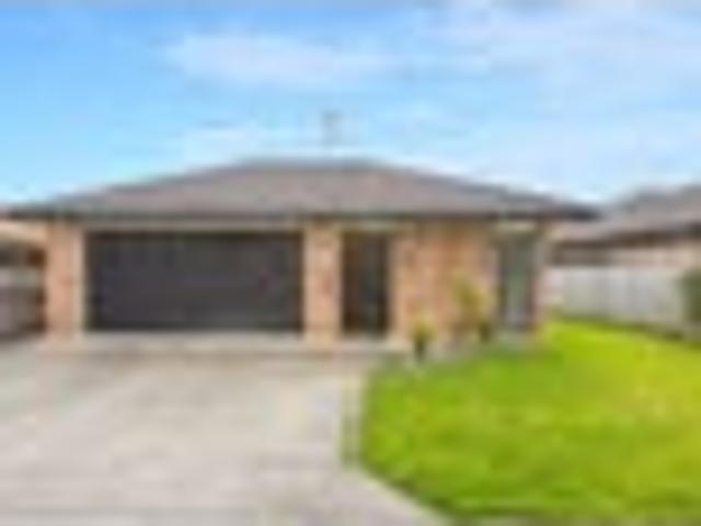 Papakura, 3 bedrooms, $685 pw