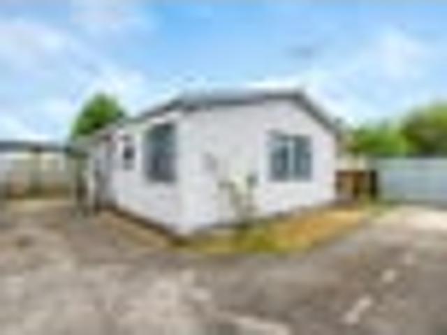 Papakura, 3 bedrooms, $580 pw