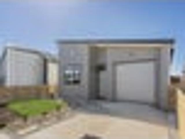 Papakura, 3 bedrooms, $750 pw