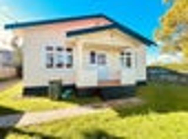 Papakura, 3 bedrooms, $750 pw