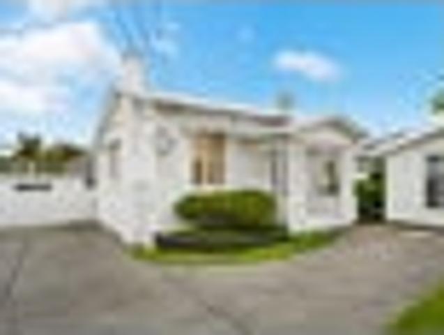 Papakura, 3 bedrooms, $700 pw