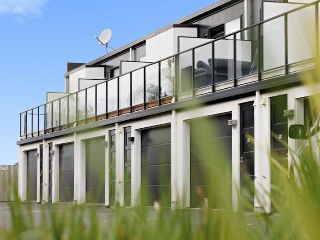 Papamoa Beach, 2 bedrooms