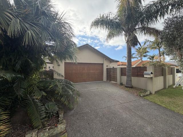 papamoa beach, 3 bedrooms
