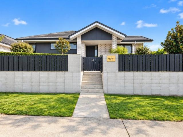 Papamoa Beach, 3 bedrooms