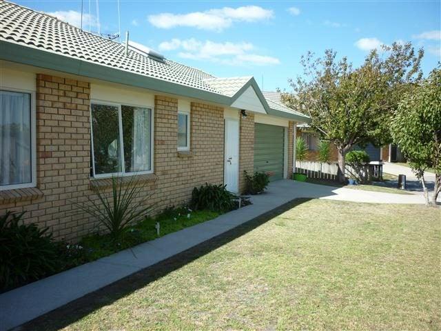 papamoa beach, 3 bedrooms
