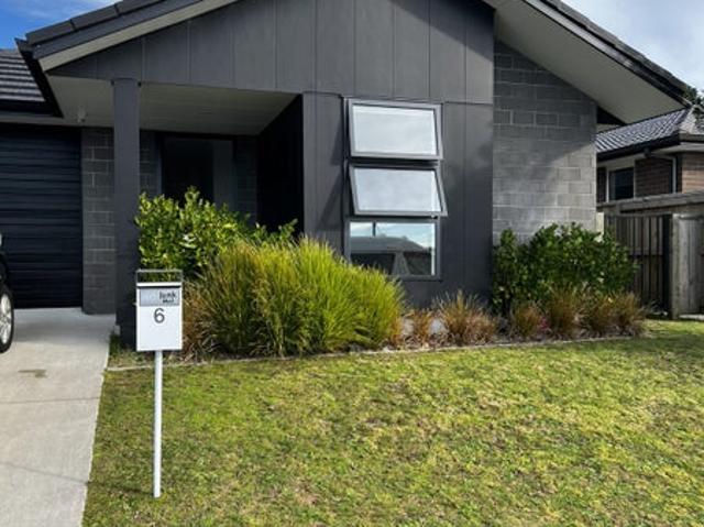 papamoa beach, 3 bedrooms