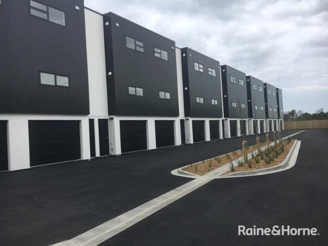 papamoa beach, 3 bedrooms