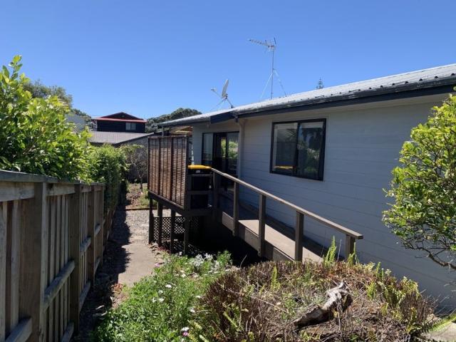 papamoa beach, 3 bedrooms