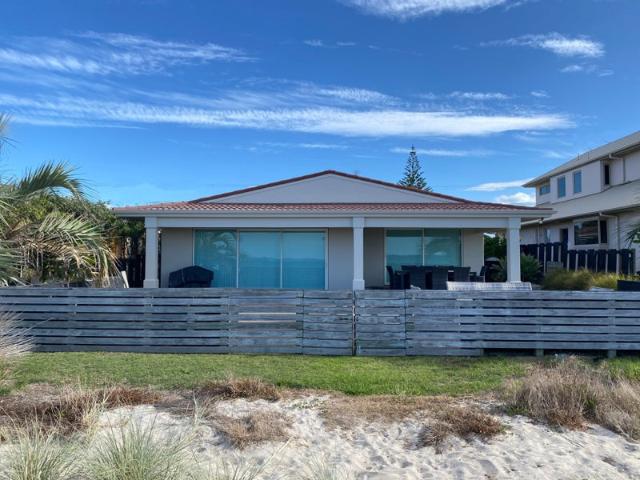 papamoa beach, 4 bedrooms