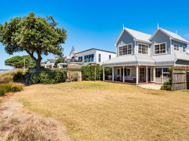 papamoa beach, 6+ bedrooms