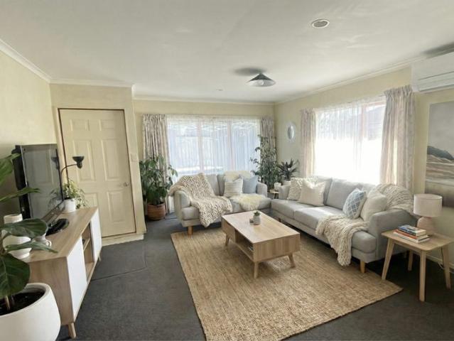 Papamoa, 2 bedrooms