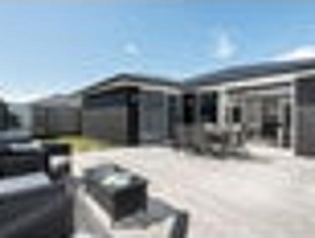 Papamoa, 2 bedrooms, $750 pw