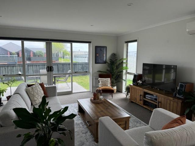 papamoa, 2 bedrooms