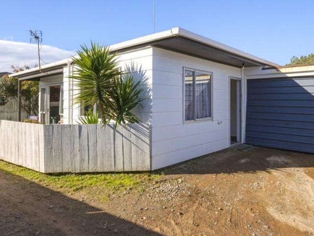 Papamoa, 2 bedrooms