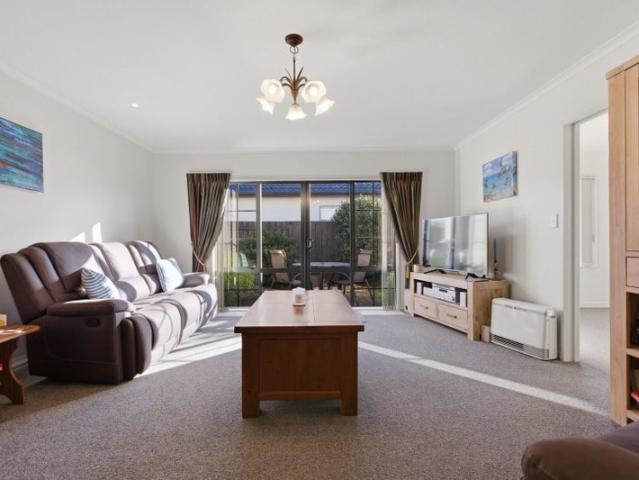 papamoa, 3 bedrooms