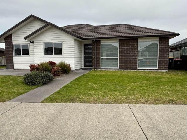 papamoa, 3 bedrooms