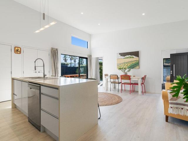 papamoa, 4 bedrooms