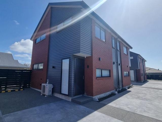 papanui, 2 bedrooms