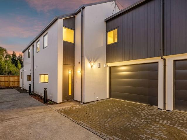 papanui, 3 bedrooms