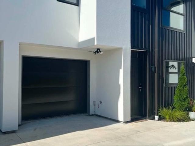 papanui, 3 bedrooms