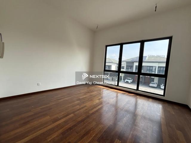 Papar benoni shop lot for sale