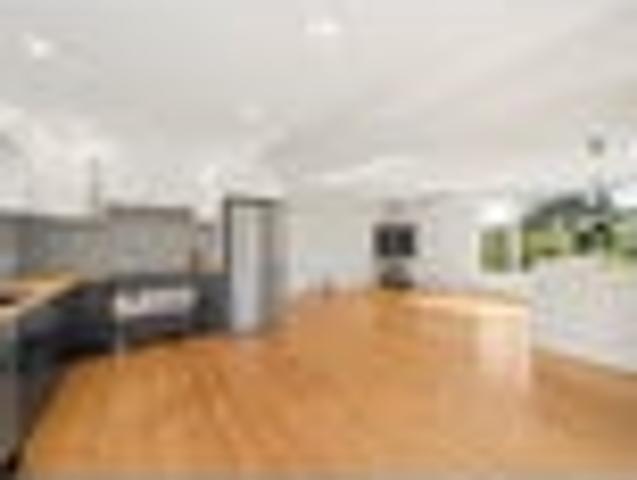 Paparangi, 4 bedrooms, $840 pw