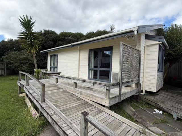 papatoetoe, 2 bedrooms