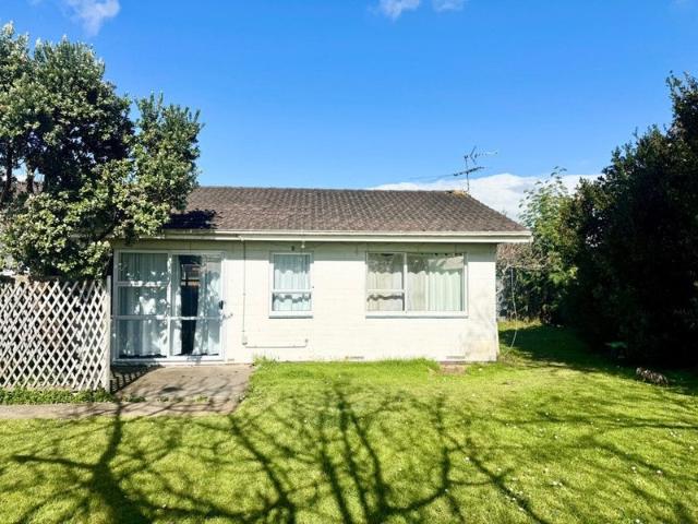 Papatoetoe, 2 bedrooms