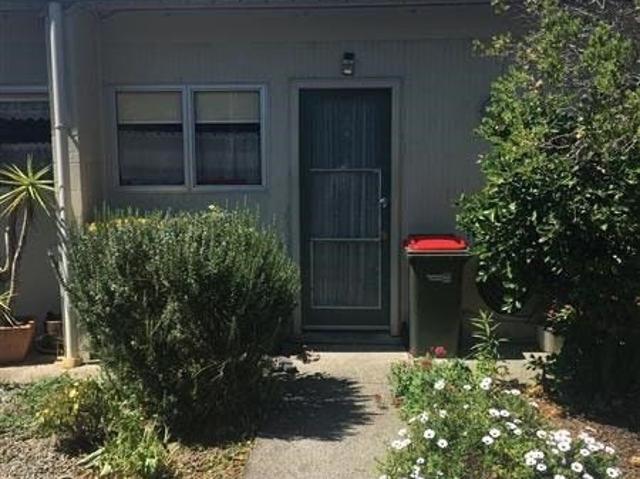Papatoetoe, 2 bedrooms