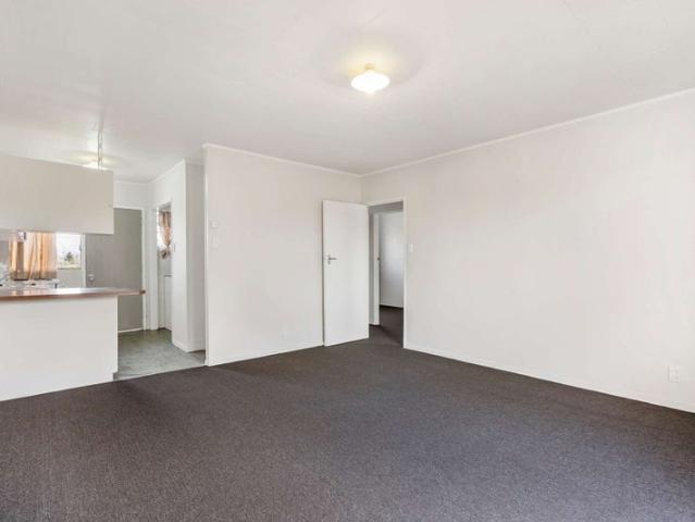 papatoetoe, 2 bedrooms
