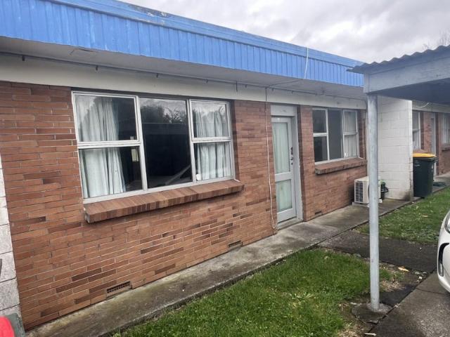 papatoetoe, 2 bedrooms