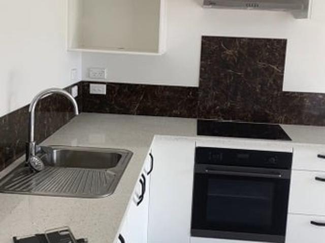 papatoetoe, 2 bedrooms