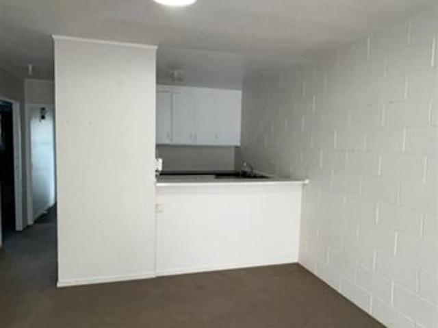 papatoetoe, 2 bedrooms
