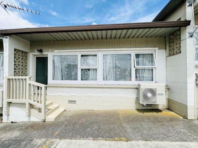 papatoetoe, 2 bedrooms