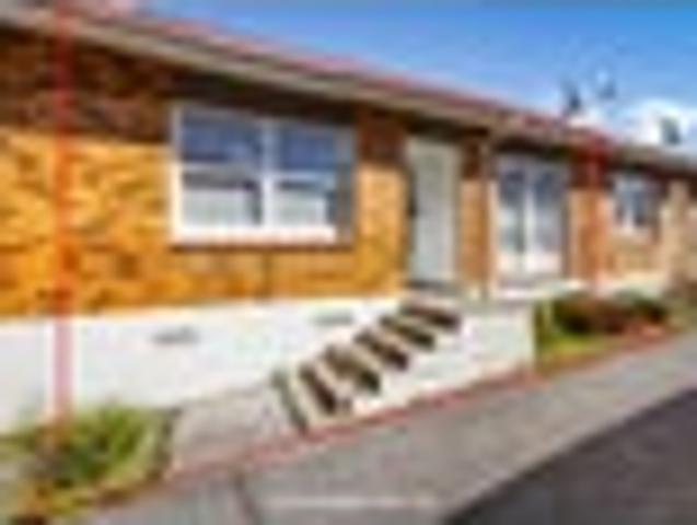 Papatoetoe, 2 bedrooms, $575 pw