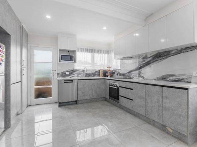 papatoetoe, 2 bedrooms