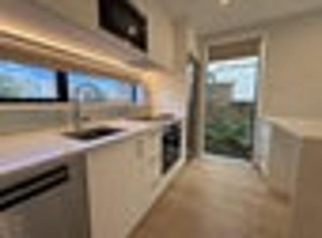 Papatoetoe, 2 bedrooms, $595 pw