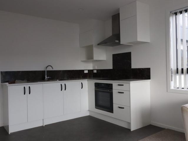 papatoetoe, 2 bedrooms