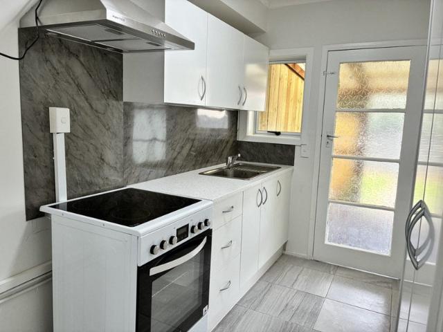 papatoetoe, 2 bedrooms