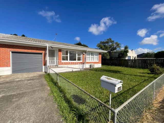papatoetoe, 2 bedrooms