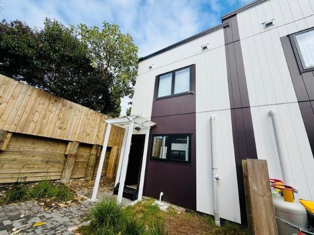 papatoetoe, 3 bedrooms