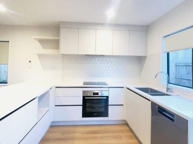 papatoetoe, 3 bedrooms