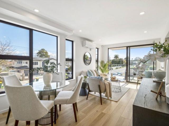 Papatoetoe, 3 bedrooms