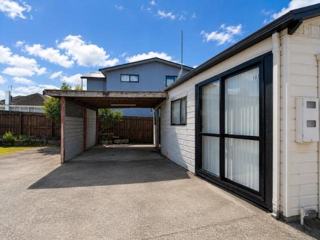 papatoetoe, 3 bedrooms