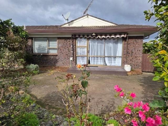papatoetoe, 3 bedrooms