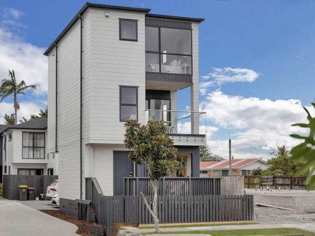 Papatoetoe, 3 bedrooms