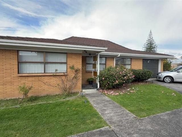 papatoetoe, 3 bedrooms
