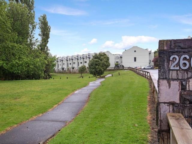 papatoetoe, 3 bedrooms